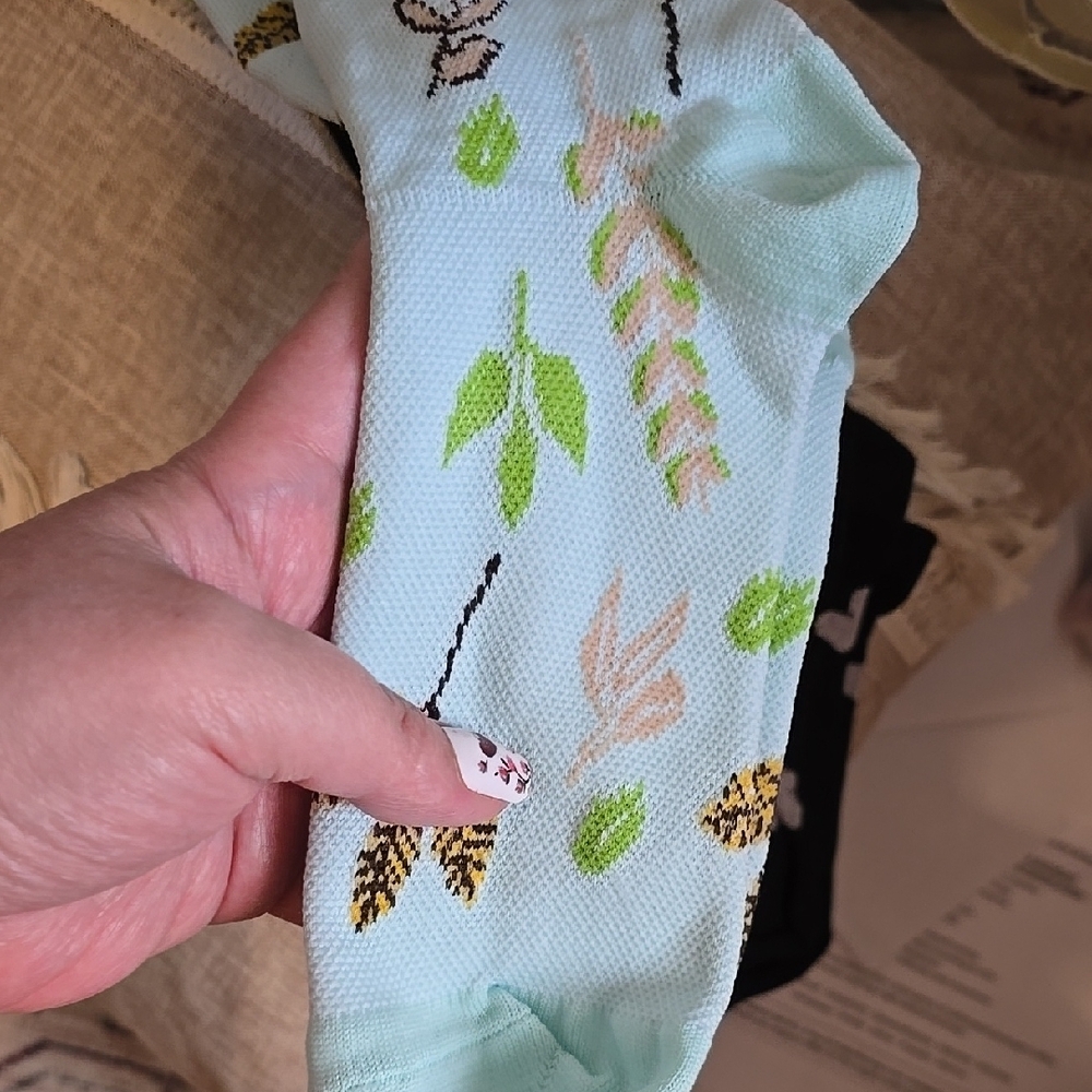 Knee High Compession Socks Floral Patterned  - Blue and Black - Picture 4 of 8